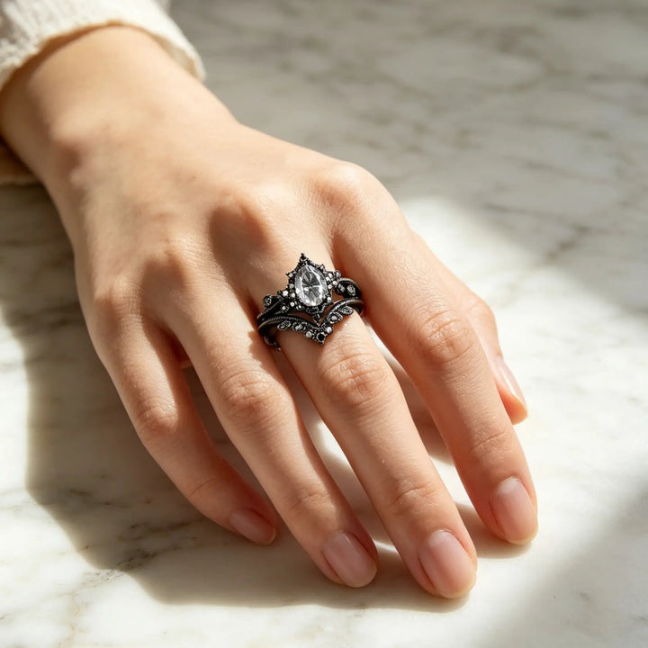 Gothic Oval Rhinestone Ring Set