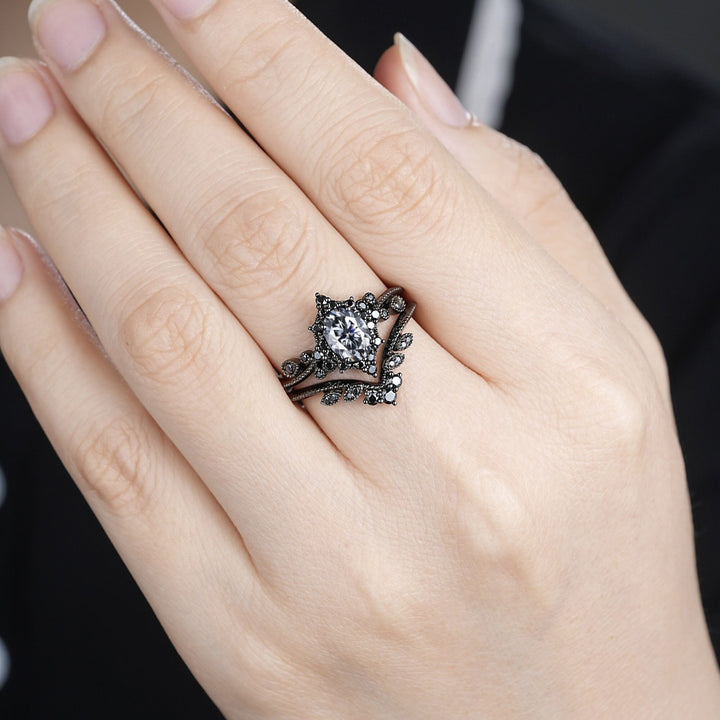 Gothic Oval Rhinestone Ring Set