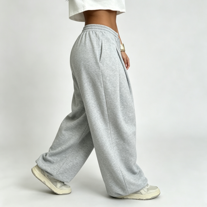 The Elara Relaxed Pleated Wide-Leg Pants