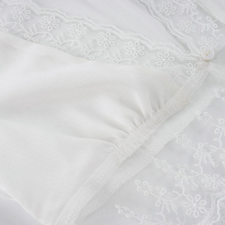 Floral lace and lightweight fabric detail