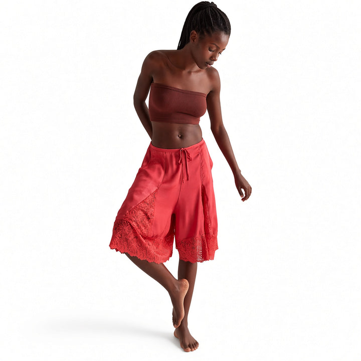 The Elara Red lace-panel satin culottes, Short length front view