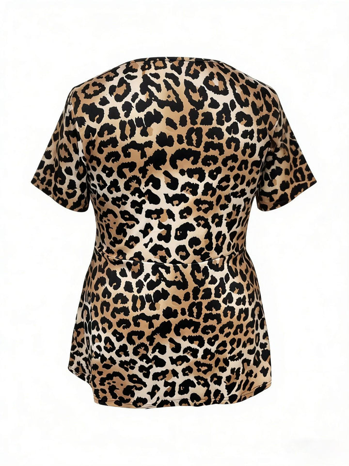 The Elara Plus Size Leopard Twist Front Top