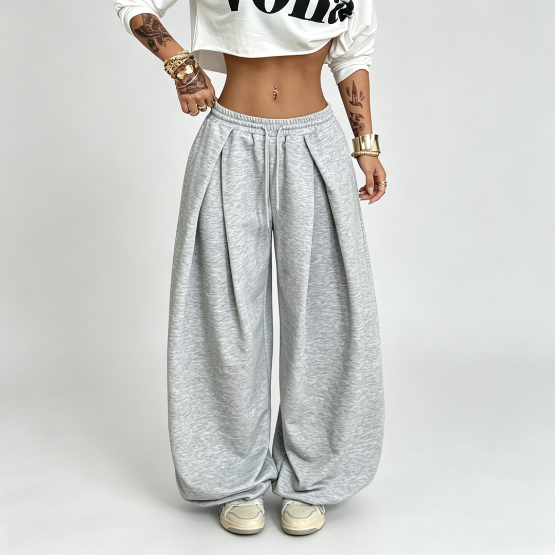 The Elara Relaxed Pleated Wide-Leg Pants