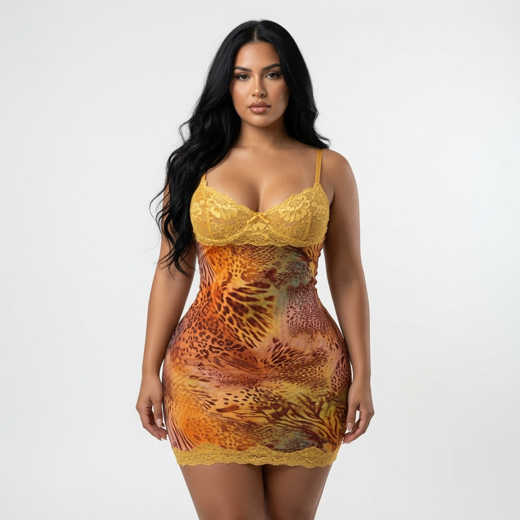 The Elara Full-Bust Lace Cup Mini