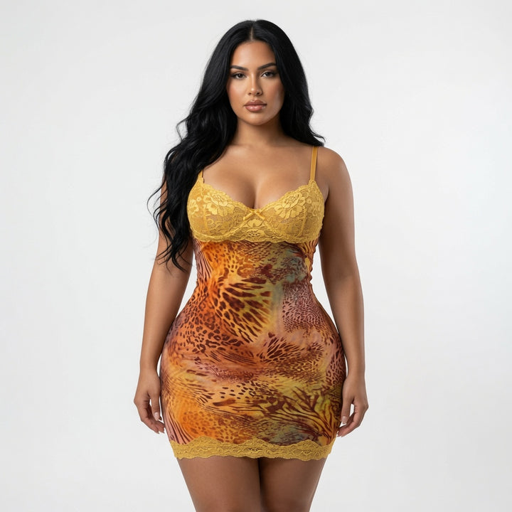 The Elara Full-Bust Lace Cup Mini